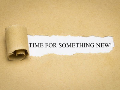 campuslab-to-be-continued Einriss auf Papier ermöglicht Sicht auf Aufschrift: "Time for something new!"