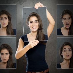 Verschiedene Porträts einer Frau mit verschiedenen Gesichtsausdrücken